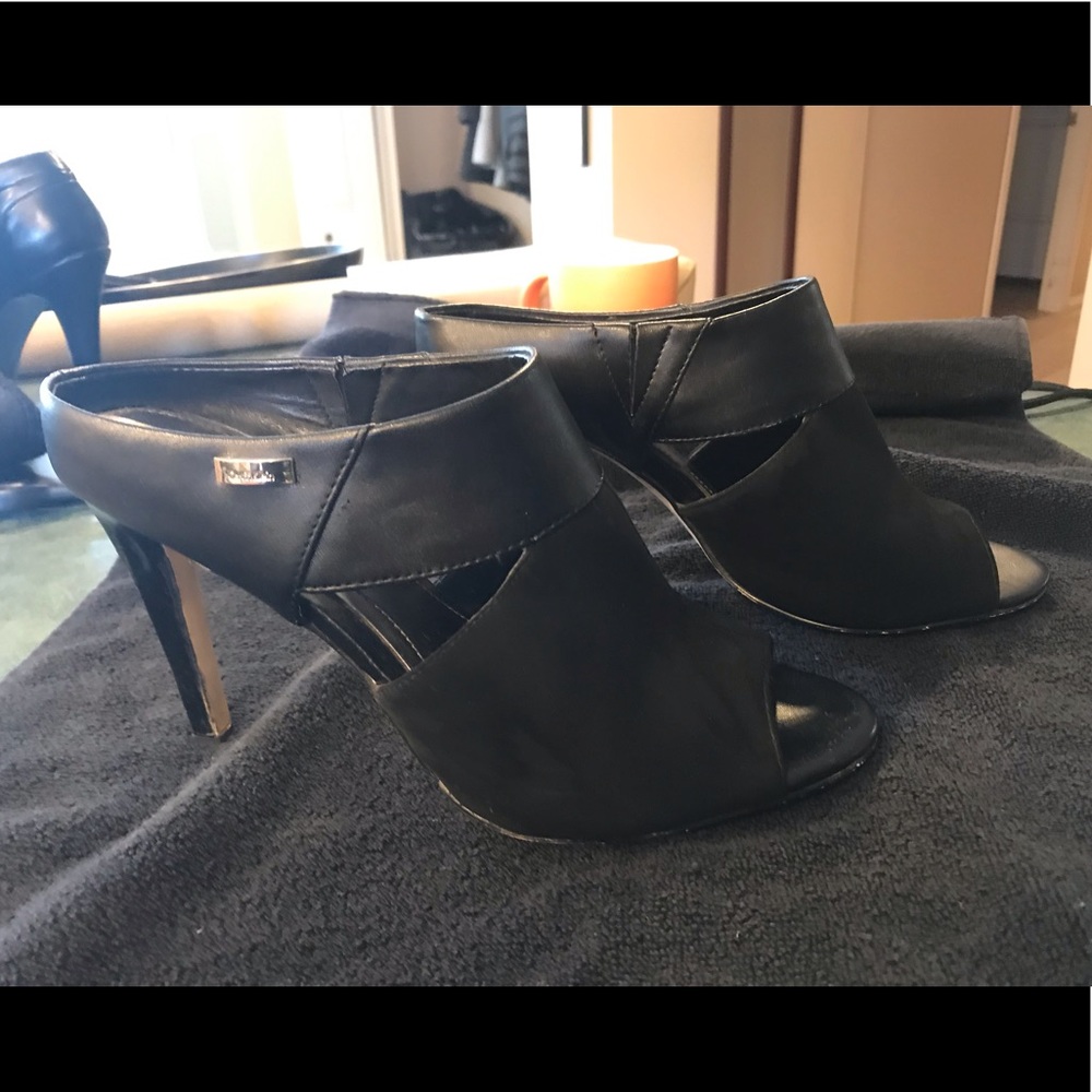 Calvin Klein heels - Picture 2 of 5